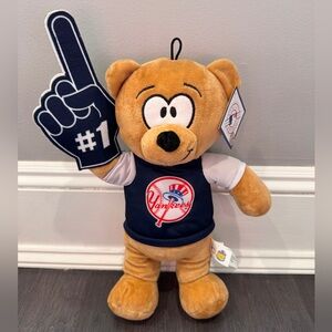 NWT 14in New York Yankees Fan Official Tan and Blue Plush Bear Foam Finger Boys